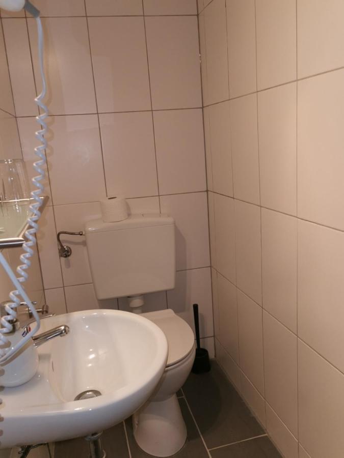 Hotel Pension Am Rheinsteig Leutesdorf Zewnętrze zdjęcie
